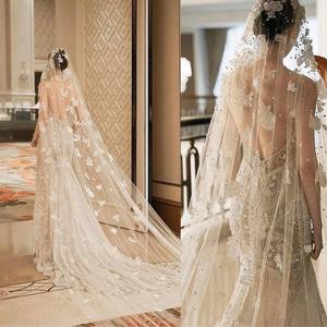 ब्राइडल फैंसी 3 डी फूलों की वील्स गर्म बिक्री अच्छी तरह से शिल्प की दुल्हन परी सफेद कढ़ाई वाली दुल्हन परी सफेद कढ़ाई वाली शादी का घूंघट - Product Image 2