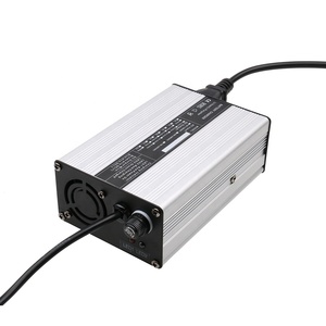 Chargeur de <span class=keywords><strong>scooter</strong></span> électrique 42V 2A pour <span class=keywords><strong>Hiboy</strong></span> S2 Pro S2 Max3 KS4 NEX V2 E-<span class=keywords><strong>Scooter</strong></span> pliable avec batterie au lithium Port AC Utilisation - Product Image 5