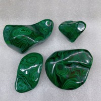 Pierres de malachite polies naturelles faites à la main, 5-8 cm, pour la guérison par le Reiki et la décoration intérieure, vente en gros