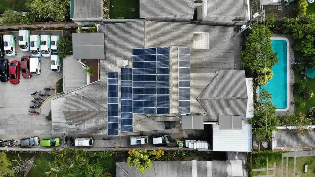 6kw Eenvoudig Te Installeren Off-Grid Thuisgebruik Zonne-Energiesysteem Voor Energie-Efficiëntie