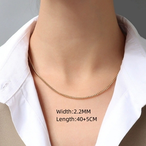 Kadın paslanmaz çelik 18K altın kaplama çapraz yılan kemik büküm kutusu klavikula zinciri klasik çoklu kolye Unisex - Product Image 4