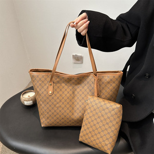 <span class=keywords><strong>Borse</strong></span> Grandi da <span class=keywords><strong>Donna</strong></span> in Pelle e Borsa a Mano di Lusso Firmata di Grande Capacità con Monogramma Borsa Tote a Manico Superiore Borsa <span class=keywords><strong>Shopper</strong></span> Composita SENZA MARCHIO - Product Image 4