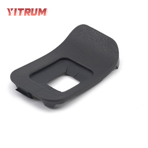 Cubierta de Volante YITRUM 45186-02150-B0 para Toyota Corolla, Cubierta Antipolvo de ABS, Parte Inferior - Product Image 1