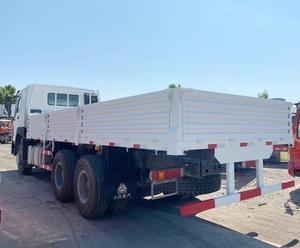 Ventes chaudes SINOTRUK HOWO 6X4 Nouveau camion cargo diesel à conduite à gauche 6x4 Roues motrices Clôture de chargement Réservoir de cargaison avec caméra <span class=keywords><strong>arrière</strong></span> - Product Image 5