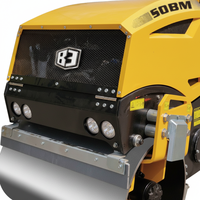 Compacteur vibrant à double tambour jaune BM2000 avec moteur Yanmar et système entièrement hydraulique pour la surface routière