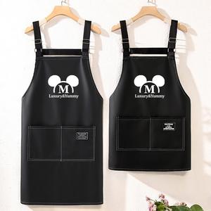 Tablier de <span class=keywords><strong>cuisine</strong></span> personnalisé avec logo, tablier de travail en cuir résistant aux taches pour la <span class=keywords><strong>cuisine</strong></span> et la maison, usage professionnel, nouveau style 2026, imperméable et anti-huile - Product Image 1