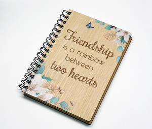 Cubierta <span class=keywords><strong>de</strong></span> cuaderno <span class=keywords><strong>de</strong></span> madera A5 personalizada al por mayor diseño impreso con láser y Flor <span class=keywords><strong>de</strong></span> pera para regalos o uso escolar - Product Image 1