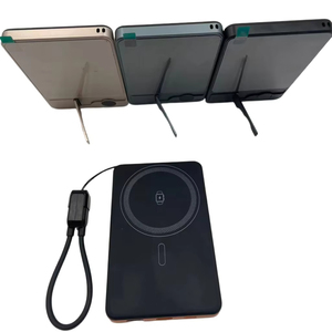 <span class=keywords><strong>Batterie</strong></span> <span class=keywords><strong>externe</strong></span> magnétique sans fil personnalisée avec logo, 5000 mAh, mince, charge rapide, affichage LED et support de câble pour <span class=keywords><strong>iPhone</strong></span> - Product Image 1