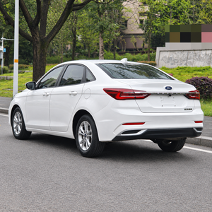 Ford Escort 2021 de Segunda Mano, 1.5L Automático, Volante a la Izquierda, Edición Dorada, Sedán para Exportación - Product Image 4