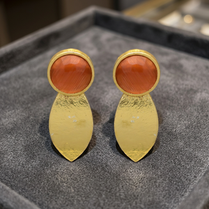 Nouvelles boucles d'oreilles pendantes en chalcédoine orange et feuille dorée, plaquées or, en laiton ethnique fait main, cadeau de fiançailles, Jaipur - Product Image 3