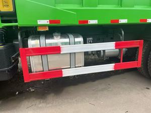 รถบรรทุกหนักสำหรับขนส่งสินค้า ซิโนทรัค ฮาวโอ TX340 ขับเคลื่อน 6x4 เกียร์ธรรมดา - Product Image 2