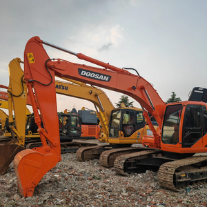 Excavadora de cadenas Doosan DH220LC-7 usada en buen estado, 22 toneladas, original de Corea, maquinaria de construcción de alta calidad. - Product Image 6
