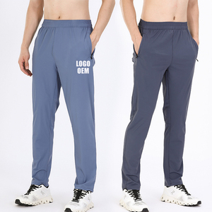 MOQ basso personalizzato <span class=keywords><strong>con</strong></span> <span class=keywords><strong>tasche</strong></span> <span class=keywords><strong>laterali</strong></span> <span class=keywords><strong>con</strong></span> Zip <span class=keywords><strong>pantaloni</strong></span> sportivi da jogging indossano <span class=keywords><strong>pantaloni</strong></span> da palestra <span class=keywords><strong>pantaloni</strong></span> sportivi da allenamento Fitness da uomo all'ingrosso - Product Image 1