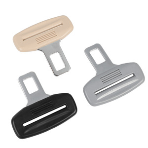 Fibbia di Sicurezza per Cintura Auto B-5555 con Chiusura Colorata, 21cm Universale, Stile Curvo in Plastica - Product Image 3