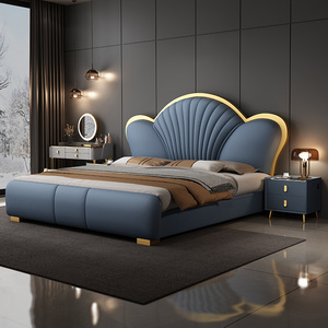 Nội thất phòng ngủ gỗ sang trọng hiện đại, giường bọc nệm mềm, khung giường đôi cỡ King, thiết kế có ngăn chứa đồ bằng da và bộ nệm. - Product Image 4