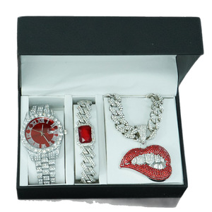 Iced Out Bling Strass et Alliage Ensemble de Bijoux Hip Hop Montre À Quartz Cubain Lien Chaîne Bracelet Rouge Sexy Lèvres Pendentif Collier - Product Image 5