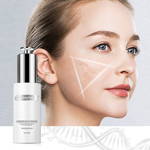 טבעוני arbutin טיפול פנים סרום טבעי אנטי אייג 'ינג עבור מהות הבהרת כתמים כהים ולהלבנה את הפנים - Product Image 1