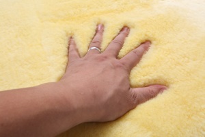 Vente d'usine ensemble complet coussin de siège de voiture universel de luxe mignon laine naturelle universel pour CIVIC/FIT/RAV4 - Product Image 5