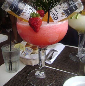 แก้วมาร์การิต้าพลาสติกทรงใหญ่สำหรับค็อกเทล - Product Image 6