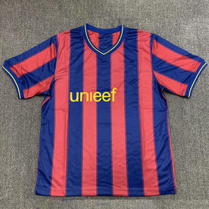 Camisetas de Fútbol Retro de Poliéster al por Mayor, Equipaciones de Fútbol Personalizadas para Hombre, Uniformes de Fútbol Estilo Vintage Tailandés 09-10 - Product Image 1