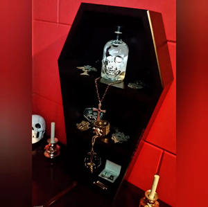 Expositor de Ataúdes Gótico Negro MODAL con Detección de Agujas para Adultos - Servicio OEM - Product Image 2