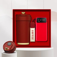 Coffret cadeau de bienvenue pour VIP : mug à café givré et batterie externe, idéal pour les dirigeants et les personnalités.