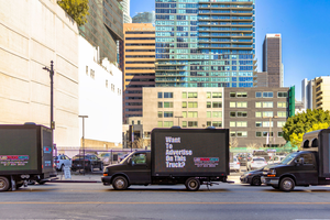 IP65 HDWiFiトラックLEDディスプレイスクリーンフルカラーLED屋外モバイル広告デジタルビルボードテーラー電子サインモジュール - Product Image 6