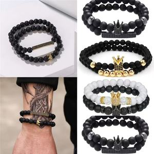 Conjunto de tiras de corona pequeña transfronteriza Pulsera Piedra de lava mate negra mezclada con aleación de zinc chapada en oro de Zirconia para fiestas - Product Image 1
