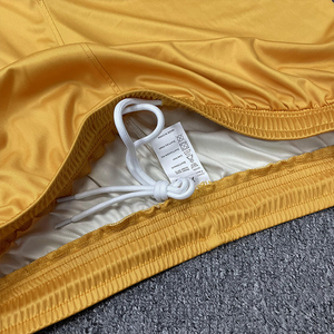 Uniforme de football Fabrication d'usine personnalisée Ensemble de maillots de football rétro au design classique - Product Image 5