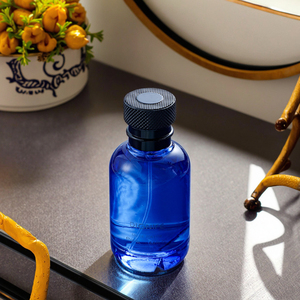 Perfume <span class=keywords><strong>de</strong></span> mirto <span class=keywords><strong>de</strong></span> Vietnam <span class=keywords><strong>de</strong></span> larga duración para mujeres Venta al <span class=keywords><strong>por</strong></span> <span class=keywords><strong>mayor</strong></span> Extracto natural Perfume <span class=keywords><strong>de</strong></span> Damas <span class=keywords><strong>Compra</strong></span> a granel Venta caliente - Product Image 6