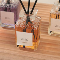 Diffuseur de parfum d'ambiance 50 ml en verre élégant avec bâtonnets pour huiles essentielles