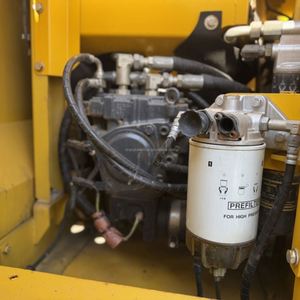 รถขุดมือสอง Komatsu PC110 ผลิตในญี่ปุ่น สภาพภายนอกยอดเยี่ยม พร้อมมอเตอร์ปั๊มเครื่องยนต์ รุ่นปี 2023 ใช้งานมาแล้วเป็นเวลานาน ผ่านการทดสอบและตรวจสอบแล้ว - Product Image 3