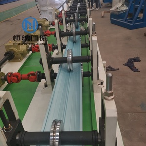 ماكينة صنع أغشية النوافذ بخط إنتاج Slat من البولي يوريثان - Product Image 5