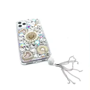 Étui de téléphone portable de luxe en diamant scintillant de la série faite à la main avec pompon pour iPhone 15 Plus Pro Max Mini étui