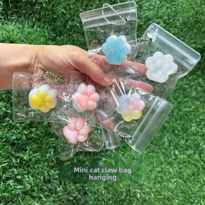 Llavero Squishy de Rebote Lento con Diseño de Dibujos Animados, Mini Colgante de Animales y Comida para Apretar, Adorno para Bolsos, Regalo para Niños, Venta al por Mayor - Product Image 1