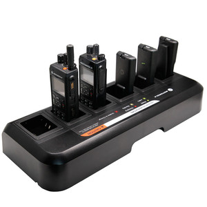 Cargador Multi-Unidad PMPN4283B PMLN6595 Motorola <span class=keywords><strong>IMPRES</strong></span> 2, Cargador de 6 Vías con Pantalla Individual para Radios Bidireccionales de las Series DP2000e y DP4000e - Product Image 3