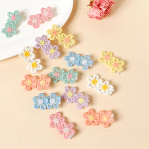 Broderie <span class=keywords><strong>petite</strong></span> marguerite queue de cheval décor épingle à cheveux pour fille bébé Bang décor Mini accessoire de cheveux enfant frais pince à cheveux Barrettes - Product Image 4