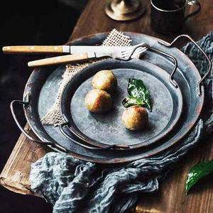 Dessert Farmhouse Rustic <b>Black</b> Round Shape Serving Foods <b>Tray</b> for Table Centerpieces Decorations High Quality Metal Fruits <b>Tray</b> - Product Image 5