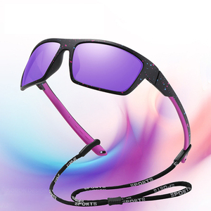 Logo personnalisé tendance de haute qualité en plein air Rectangle PC cadre conduite lunettes de soleil hommes lunettes polarisées UV400 Sport lunettes de soleil - Product Image 1