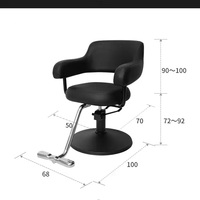 Petit fauteuil de barbier à base de métal noir de haute qualité avec dossier réglable à grande pompe pour salon de coiffure