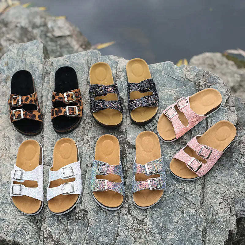 Kadın yüzük ayak tarzı yaz düz mantar taban sandalet kadınlar ve erkekler için