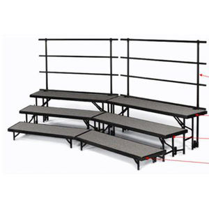 Elegantes asientos ergonómicos blanqueadores para ceremonias en el patio del campus - Product Image 1