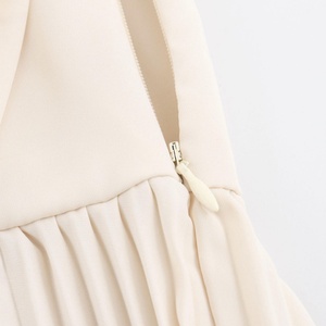 Vestido Midi Plisado Beige de Manga Larga con Cuello Cuadrado para Mujer, Estilo Casual, Cintura Natural, Transpirable, Servicio OEM Mixto para Uso Diario - Product Image 3