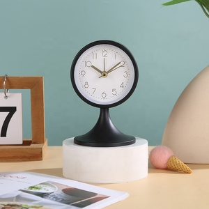 Biểu Tượng Tùy Chỉnh Màu Kim Loại Bảng Đồng Hồ Với Thiết Kế Hiện Đại Snooze Chức Năng Thạch Anh Phong Trào Kim Hiển Thị Cho Trang Chủ Bàn Sử Dụng - Product Image 1