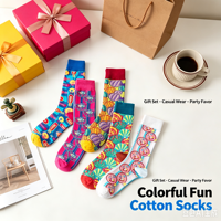 Chaussettes en coton à motif dessin animé pour femmes, vente en gros, 7 designs de personnages, étiquette personnalisée pour cadeau de fête ou usage quotidien