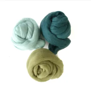 Tops de lana merino de Australia superlavados blanqueados, lana peinada mercerizada de 16-19,5 micras para tejer