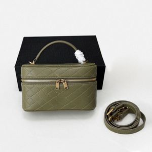 Sac à bandoulière de luxe vintage pour femme, matelassé motif losanges, avec une seule sangle, étanche, de créateur, avec fermeture éclair - Product Image 4