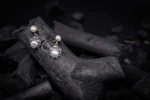 ต่างหูเงินแท้ 925 ประดับมุกน้ำจืดสำหรับผู้หญิง เครื่องประดับที่มีสไตล์และสง่างามสำหรับงานแต่งงาน งานปาร์ตี้ ของขวัญ และการสวมใส่ในชีวิตประจำวัน - Product Image 3