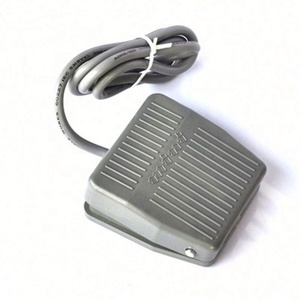 Tend interruttore a pedale filo TFS-201 L = 2m custodia in plastica grigia 10A 220V - Product Image 1