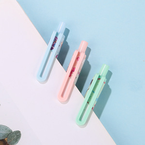 저렴한 홍보용 펜, 귀여운 만화 패턴 볼펜, 수납식 검정 잉크, 1.0mm 팁, 여학생들에게 인기 판매 상품 - Product Image 5